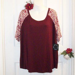 CORVIA 2X NWT Stretch Knit Top Burgundy & White Floral Raglan 3/4 Sleeves